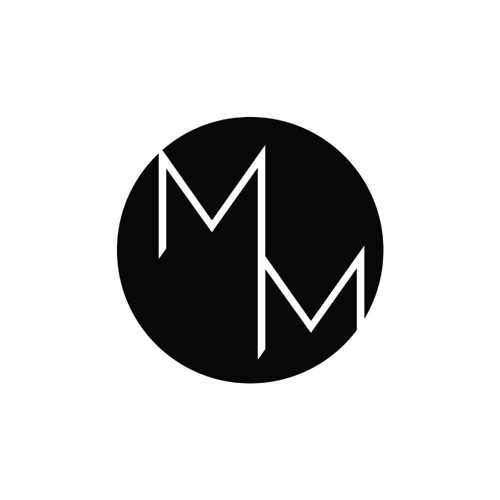 Das Bild ist auf der Seite Leistungen zu sehen und zeigt das Logo des Partners Madeleine Möhlmann - Grafik- und Webdesign - Zertifizierte Spielplatzprüfung